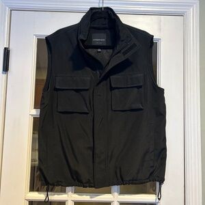 EUC Andrew Marc Sports Utility Black Vest size Medium